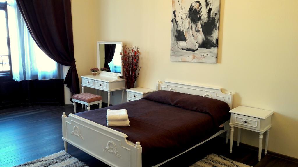 Casa Remo - Guesthouse Turda Eksteriør billede