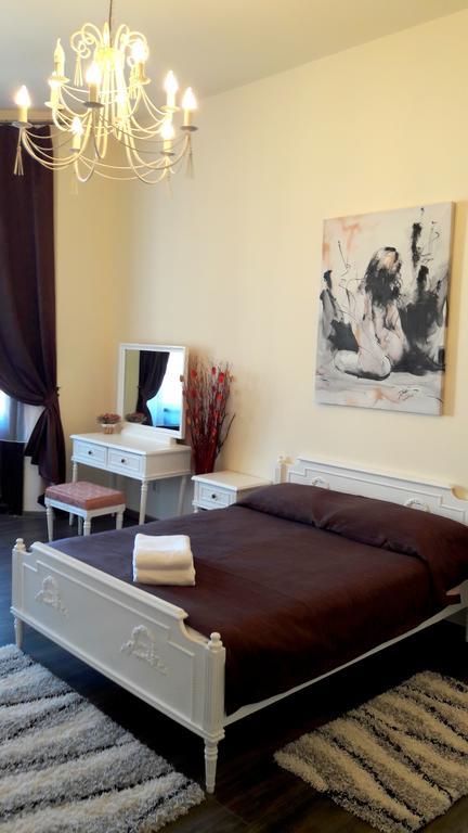 Casa Remo - Guesthouse Turda Eksteriør billede