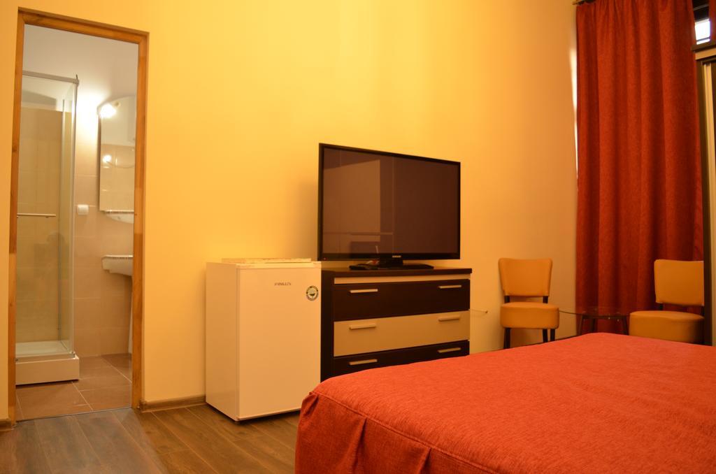 Casa Remo - Guesthouse Turda Eksteriør billede