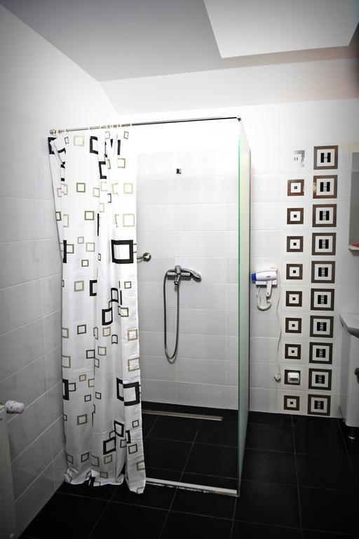 Casa Remo - Guesthouse Turda Eksteriør billede