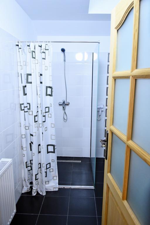 Casa Remo - Guesthouse Turda Eksteriør billede