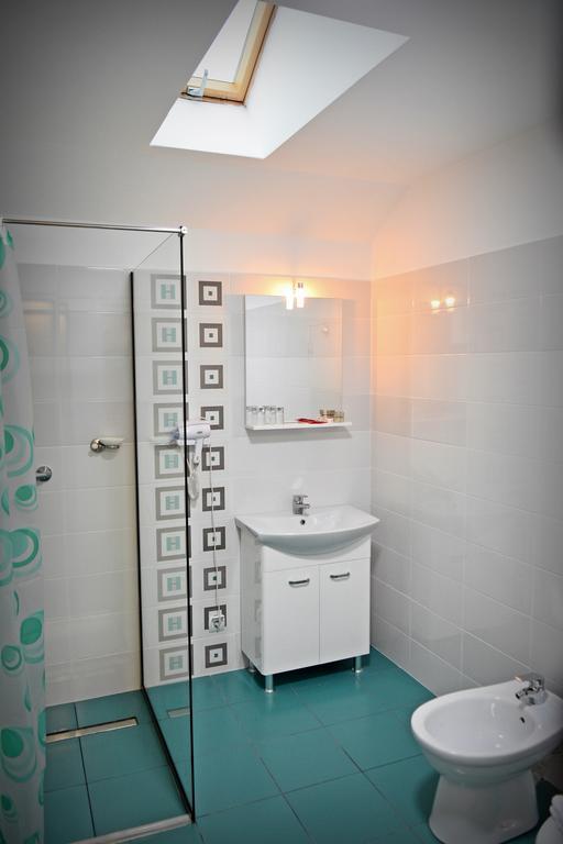 Casa Remo - Guesthouse Turda Eksteriør billede